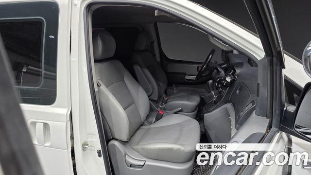Hyundai Starex 2020 — photo 16