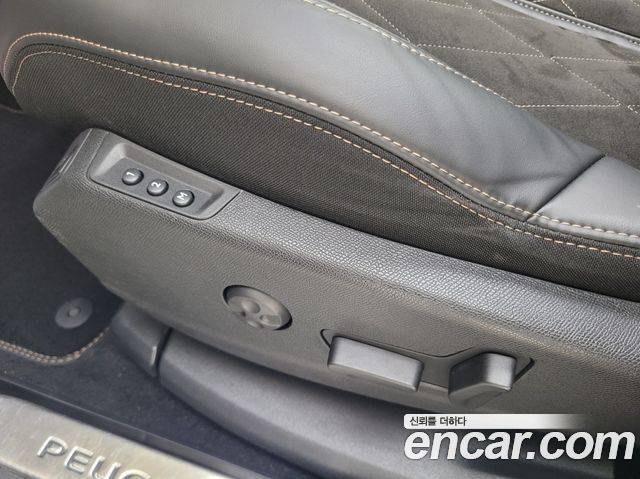 Peugeot 3008 2019 — photo 20