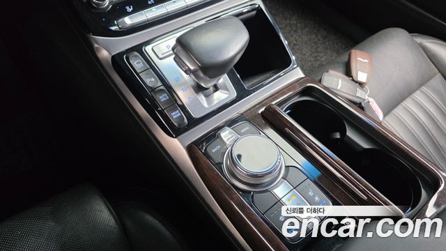 Genesis EQ900 2016 — photo 9