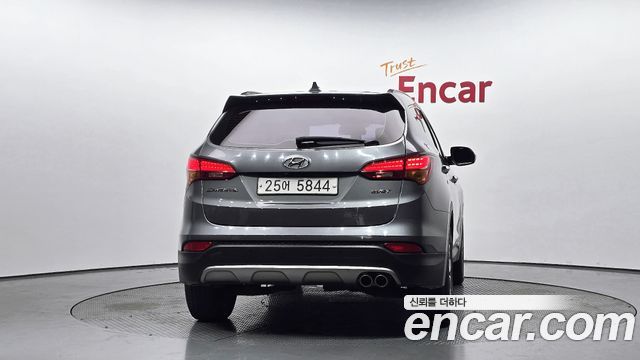 Hyundai Santafe 2015 — photo 4