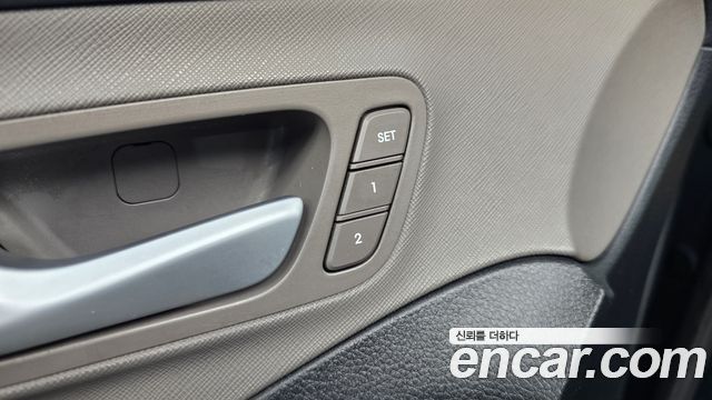 Hyundai Santafe 2015 — photo 19
