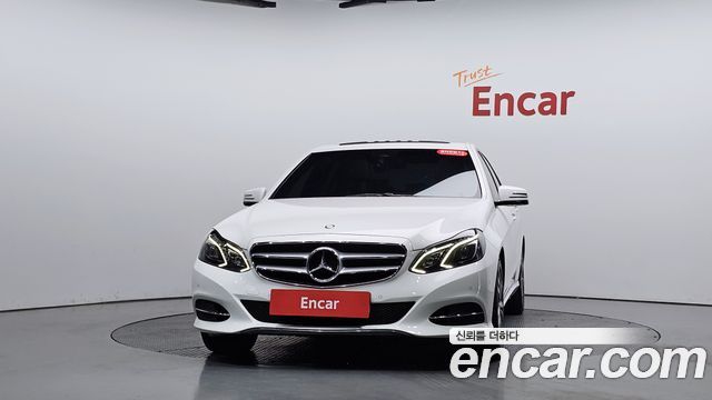 Mercedes-Benz E-Class 2014 — photo 3
