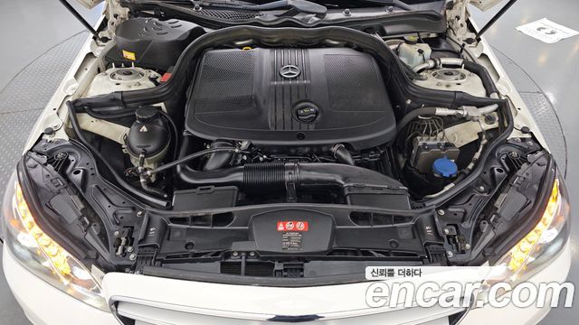 Mercedes-Benz E-Class 2014 — photo 6