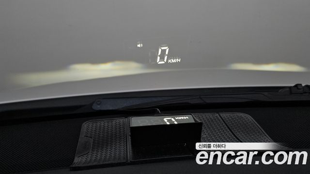 Mercedes-Benz E-Class 2014 — photo 28