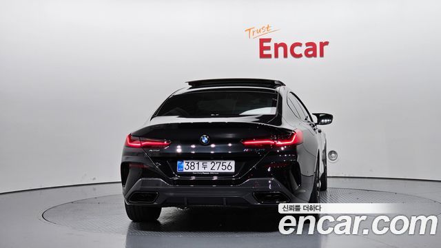 BMW 8-Series 2025 — photo 4