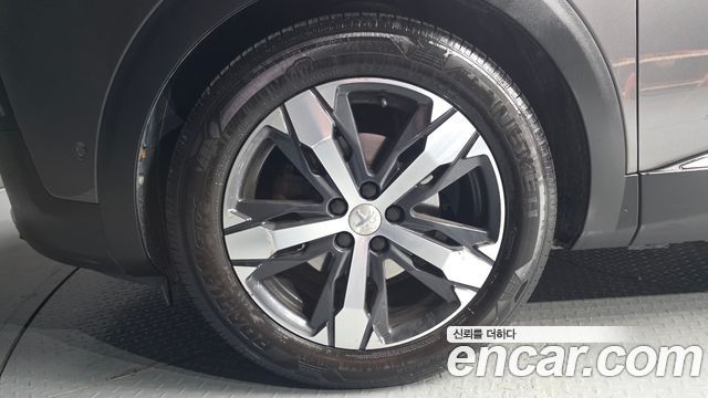 Peugeot 5008 2018 — photo 5