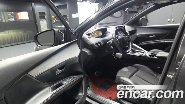 Peugeot 5008 2018 — photo 10