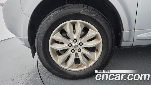 Land Rover Freelander 2011 — photo 5