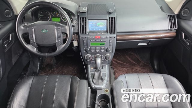 Land Rover Freelander 2011 — photo 7