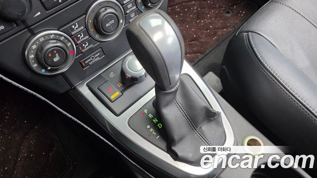 Land Rover Freelander 2011 — photo 9