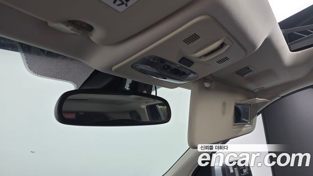 Land Rover Freelander 2011 — photo 17