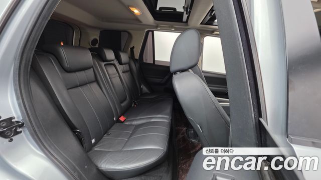 Land Rover Freelander 2011 — photo 19