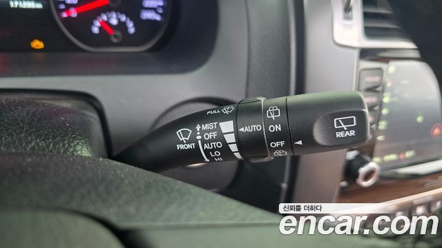 Kia Mohave 2017 — photo 28