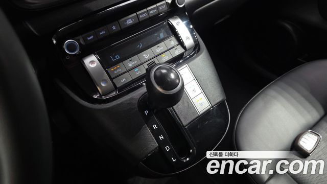 Hyundai Casper 2023 — photo 12