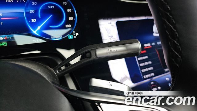 Mercedes-Benz EQS 2025 — photo 12