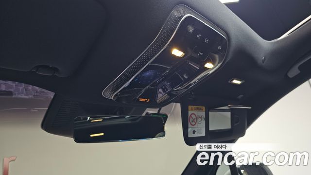 Mercedes-Benz EQS 2025 — photo 35