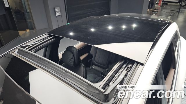 Mercedes-Benz EQS 2025 — photo 36