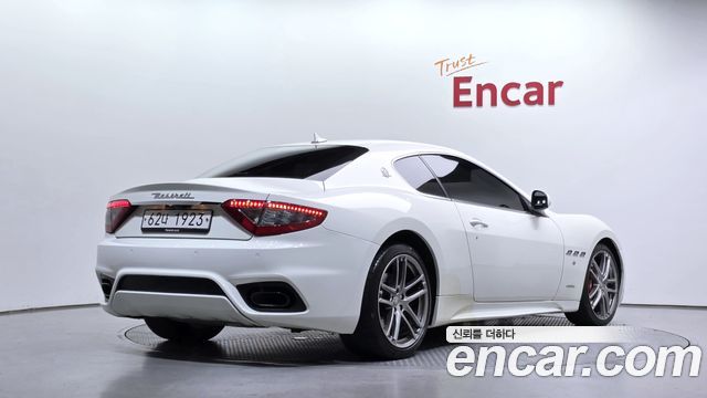 Maserati GranTurismo 2019 — photo 2