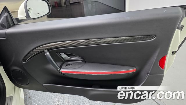 Maserati GranTurismo 2019 — photo 14