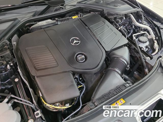 Mercedes-Benz E-Class 2024 — photo 6