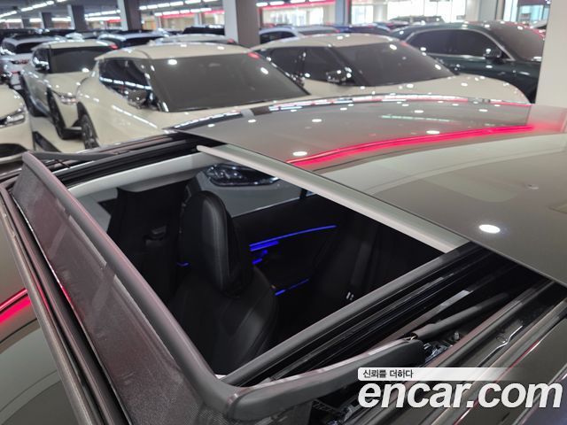 Mercedes-Benz E-Class 2024 — photo 17