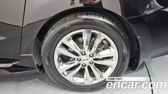 Kia Canival 2018 — photo 7