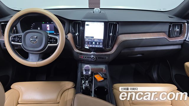Volvo XC60 2024 — photo 10