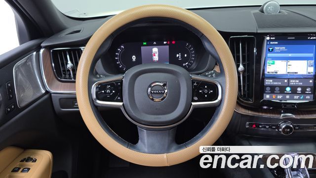 Volvo XC60 2024 — photo 20