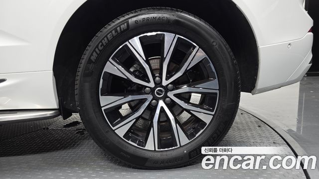 Volvo XC60 2024 — photo 7