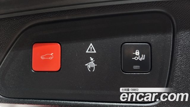 Peugeot 3008 2018 — photo 17