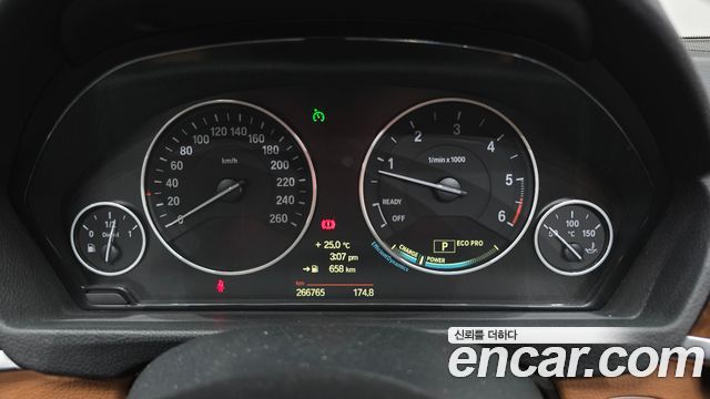 BMW 3-Series 2014 — photo 8