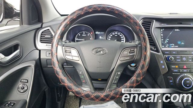 Hyundai Santafe 2017 — photo 15
