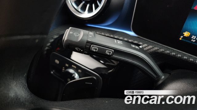 Mercedes-Benz A-Class 2019 — photo 29