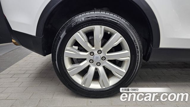 Land Rover Discovery Sport 2015 — photo 5
