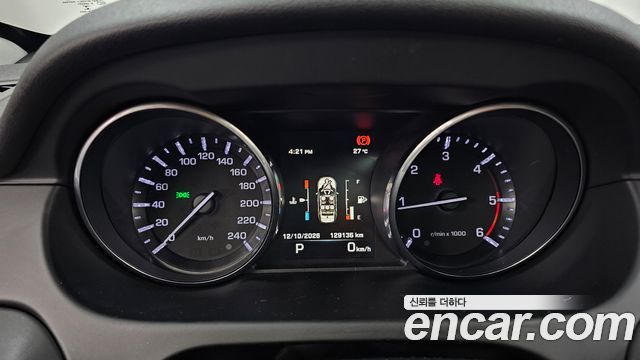 Land Rover Discovery Sport 2015 — photo 8