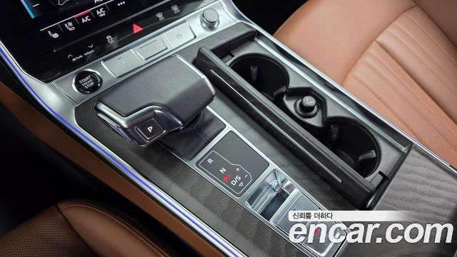 Audi A6 2023 — photo 12