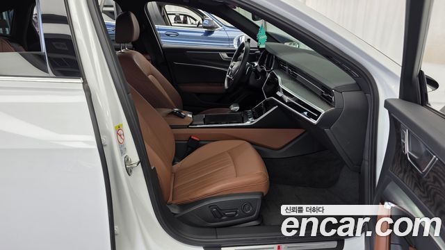 Audi A6 2023 — photo 17