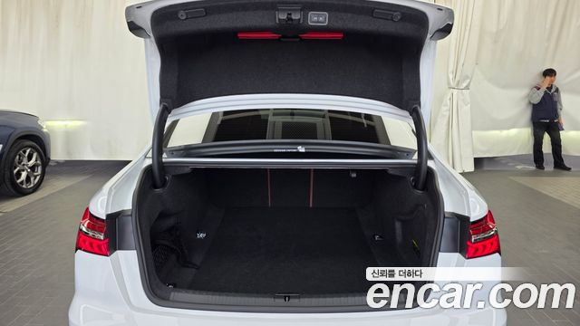 Audi A6 2023 — photo 26