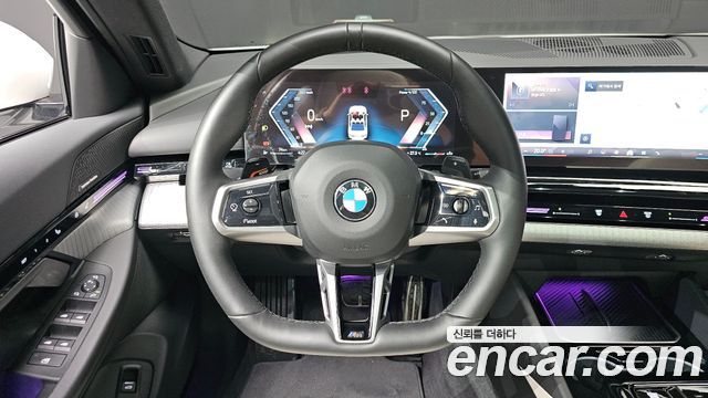 BMW 5-Series 2025 — photo 19