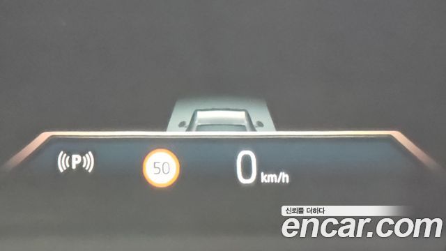 BMW 5-Series 2025 — photo 24