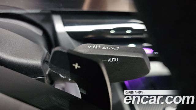 BMW 5-Series 2025 — photo 27