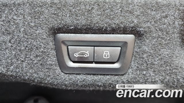 BMW 5-Series 2025 — photo 34