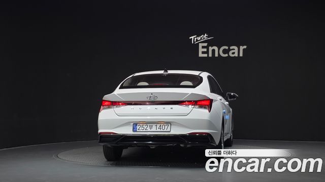 Hyundai AVANTE 2021 — photo 4