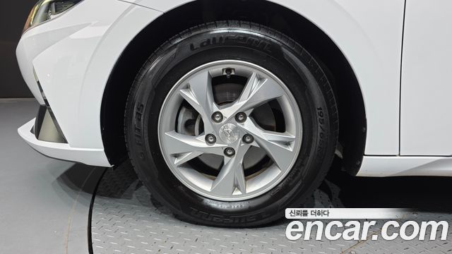 Hyundai AVANTE 2021 — photo 5