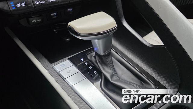 Hyundai AVANTE 2021 — photo 9