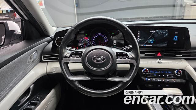 Hyundai AVANTE 2021 — photo 13