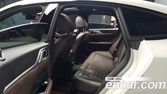 BMW 4-Series 2026 — photo 17