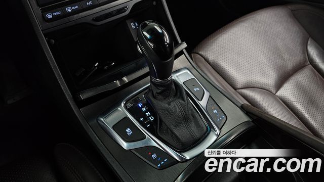 Hyundai Grandeur 2015 — photo 9