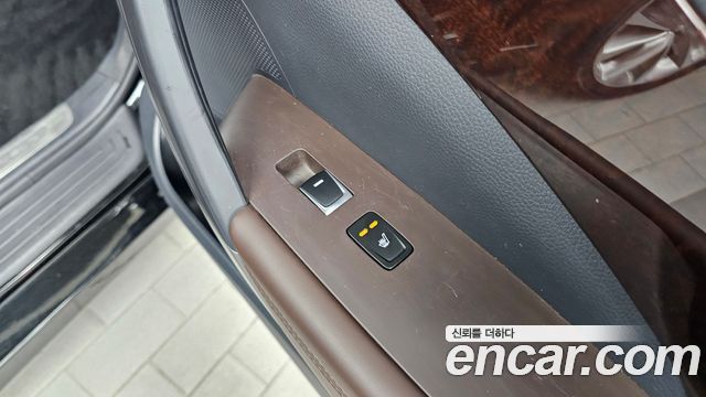 Hyundai Grandeur 2015 — photo 18