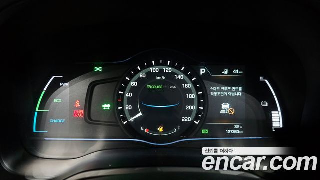Hyundai Ioniq 2016 — photo 8